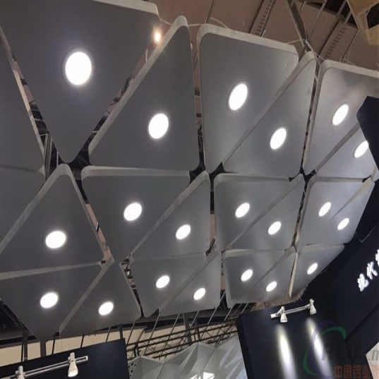 造型天花鋁單板