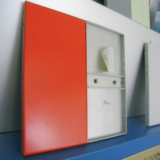 天花2.5mm鋁單板