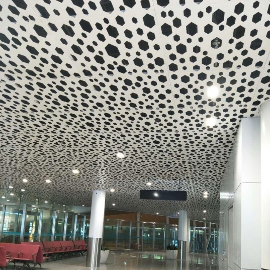 穿孔天花鋁單板