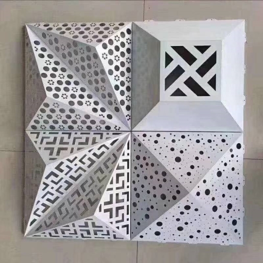 異型沖孔鋁單板