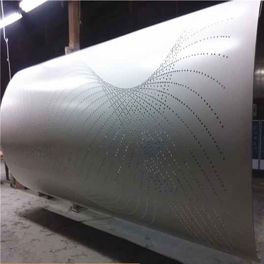 弧形雕花鋁單板